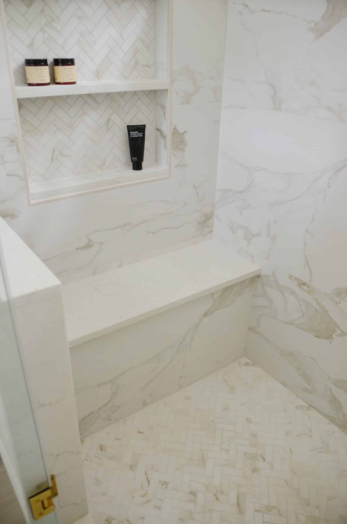 modern marble tile in bathroom shower