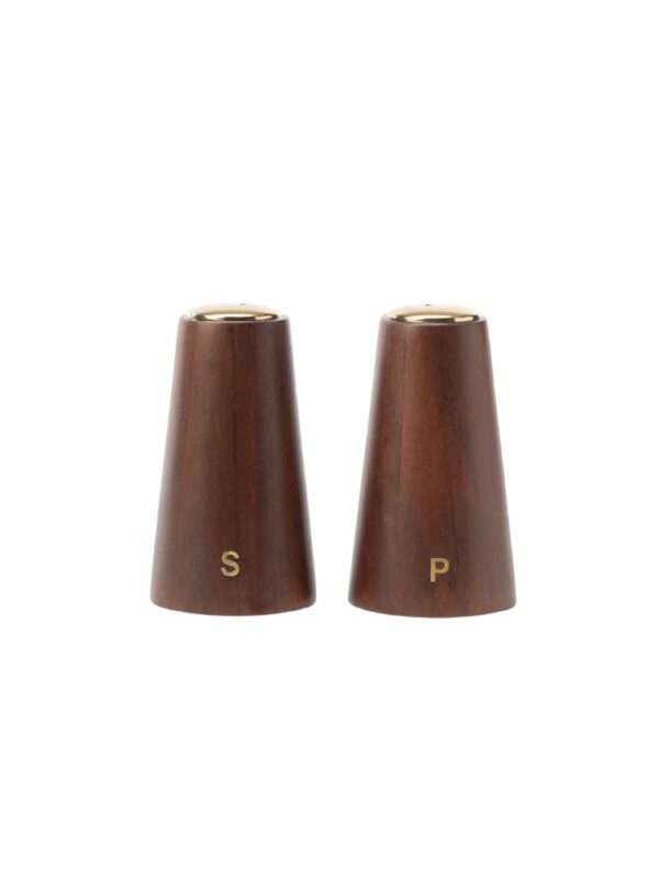 salt and pepper shakers