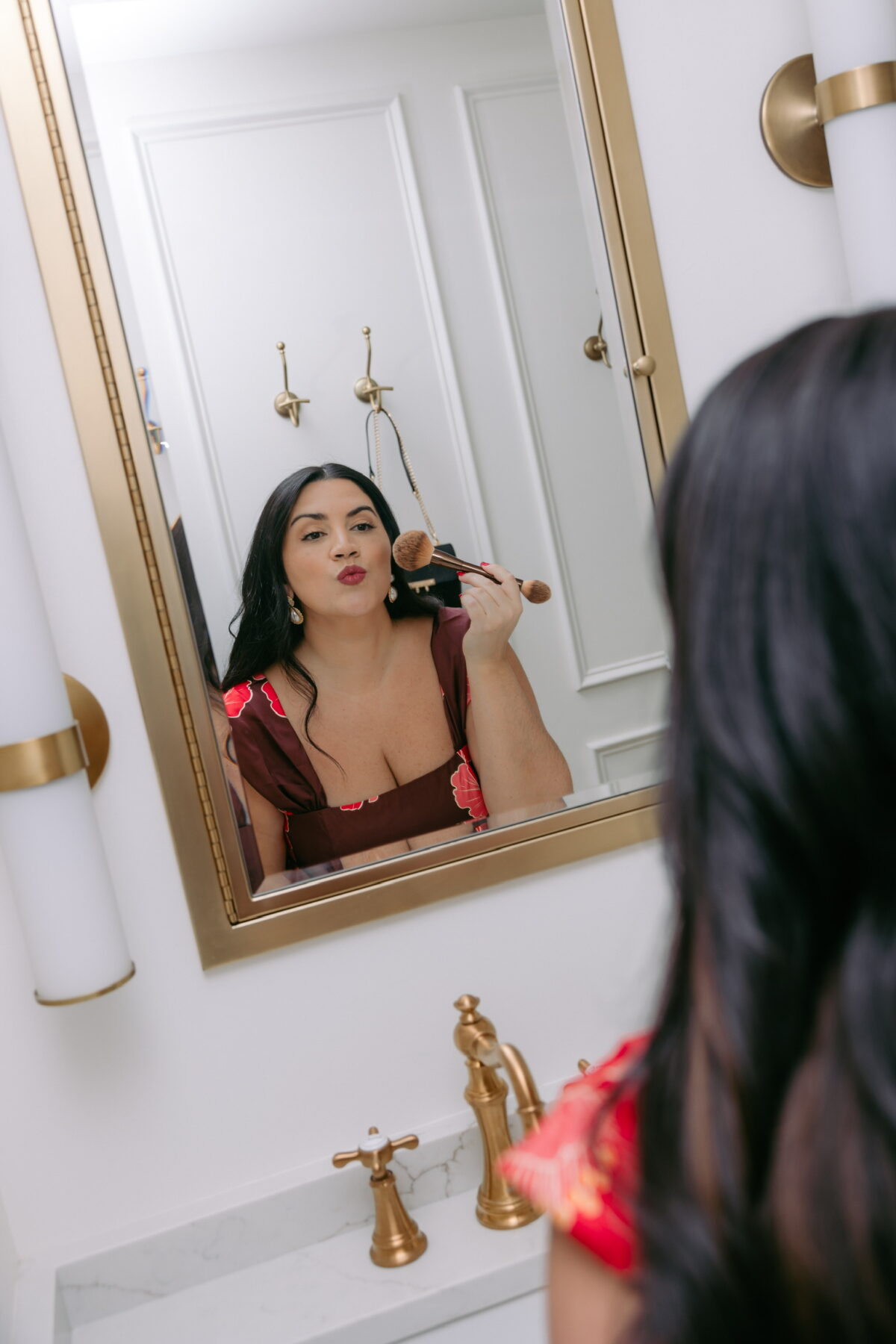 karina makeup mirror